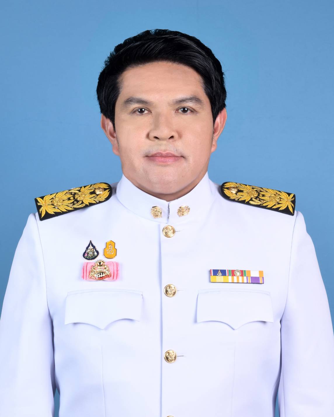 นายสุรศักดิ์ พันธ์เจริญวรกุล
