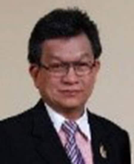 นายสมบัติ แสงสว่างสัจกุล