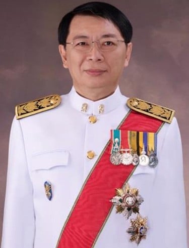 นายชัยพฤกษ์ เสรีรักษ์